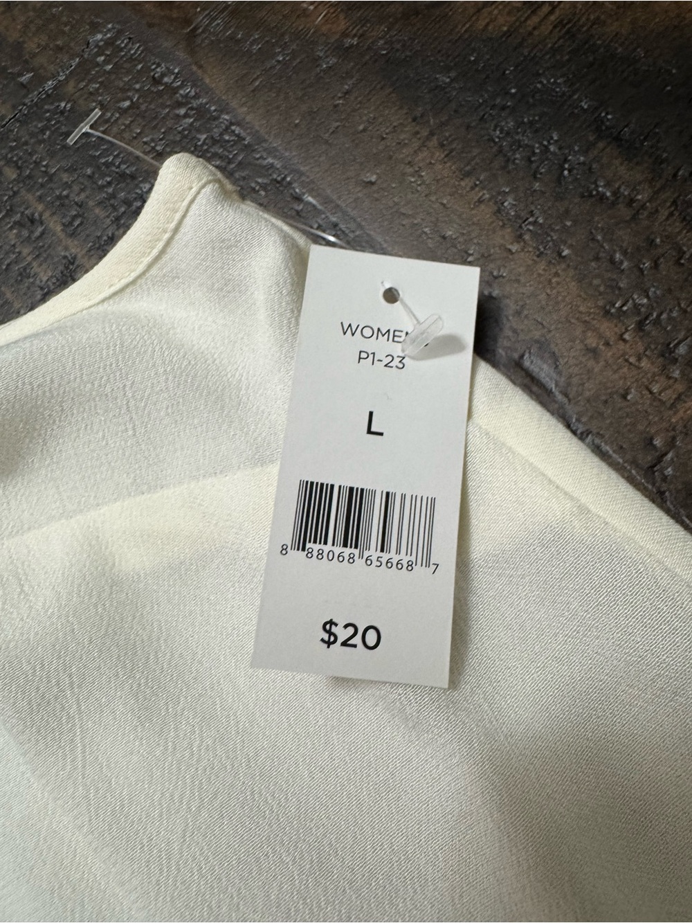 Cream V-Neck Spaghetti Strap Cami Top - Picture 3 of 6